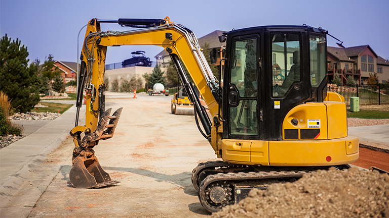 Compact construction vehicle